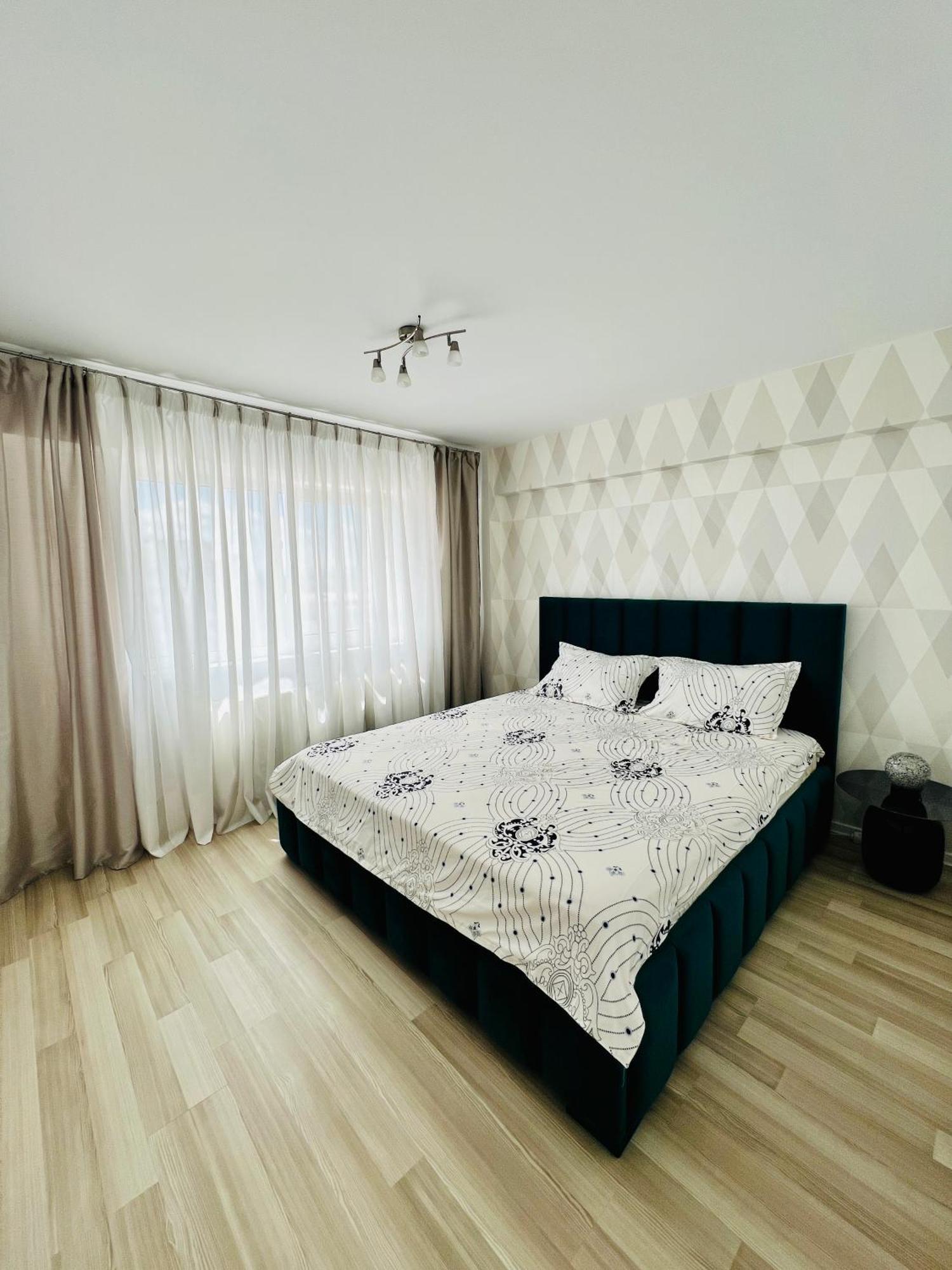 Panoramic M&M Apartment スチャヴァ エクステリア 写真